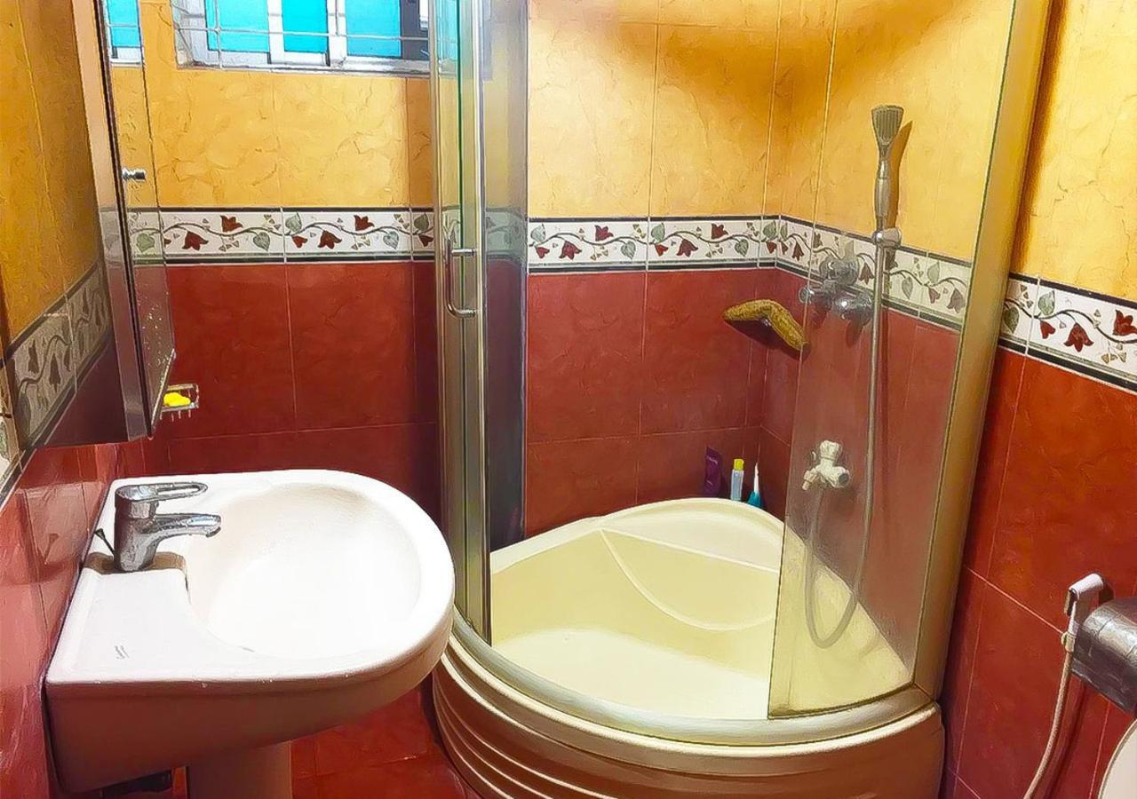 Maya Service Apt Guest House Дакка Экстерьер фото